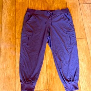 Used women’s plus size XXL cargo joggers made by all in motion